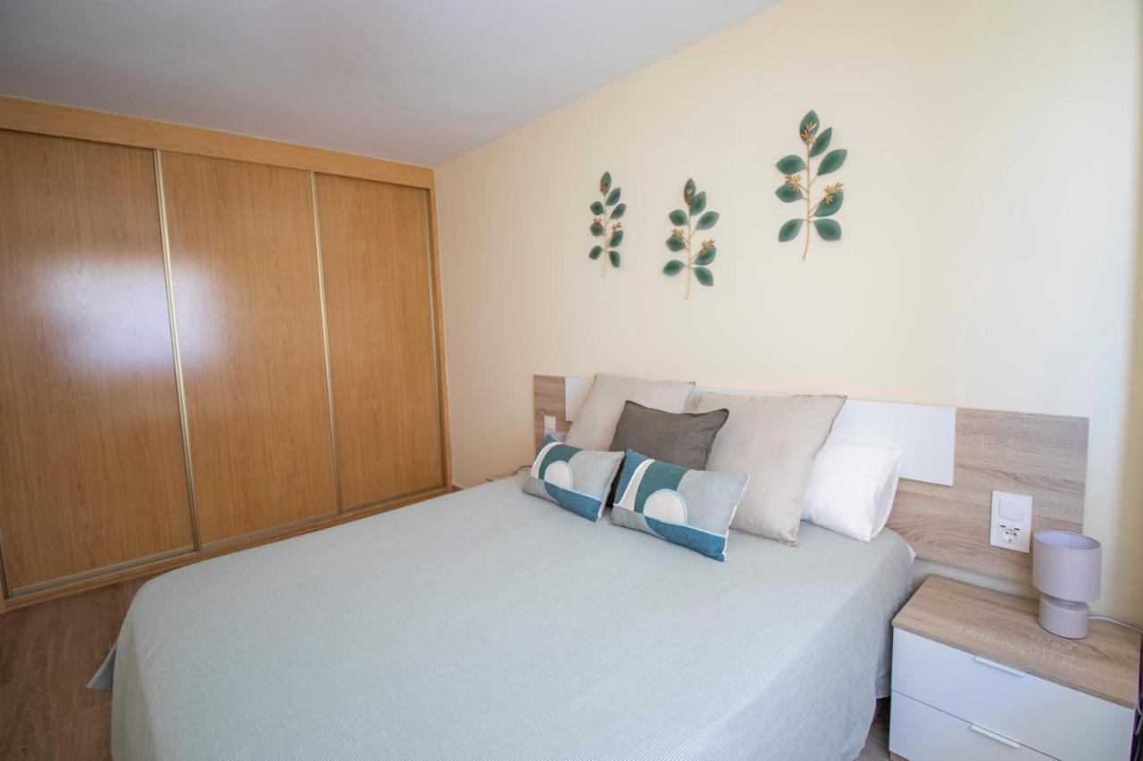 Aqua - Apartamento A 250M Playa La Pineda Exteriör bild