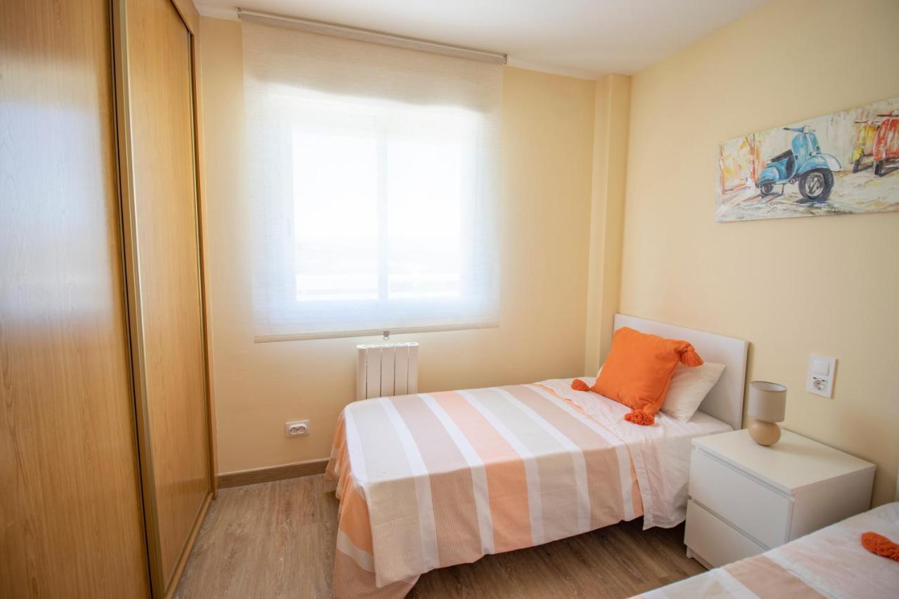 Aqua - Apartamento A 250M Playa La Pineda Exteriör bild